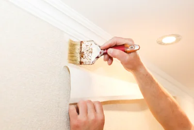 Pose de papier peint à Gué-d'Hossus — revêtements muraux et toiles de verre